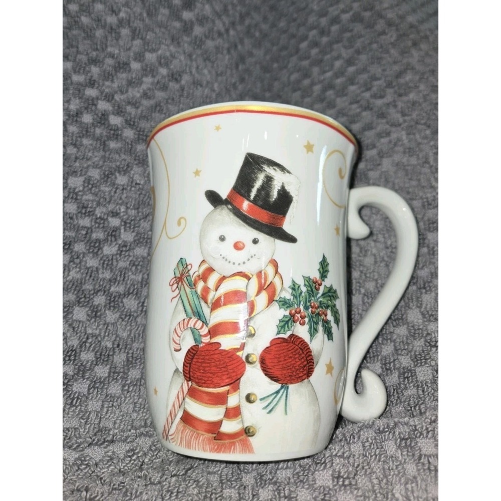 Williams Sonoma Christmas Snowman and Tree Porcelain Coffee Mug‎ Holiday Cup